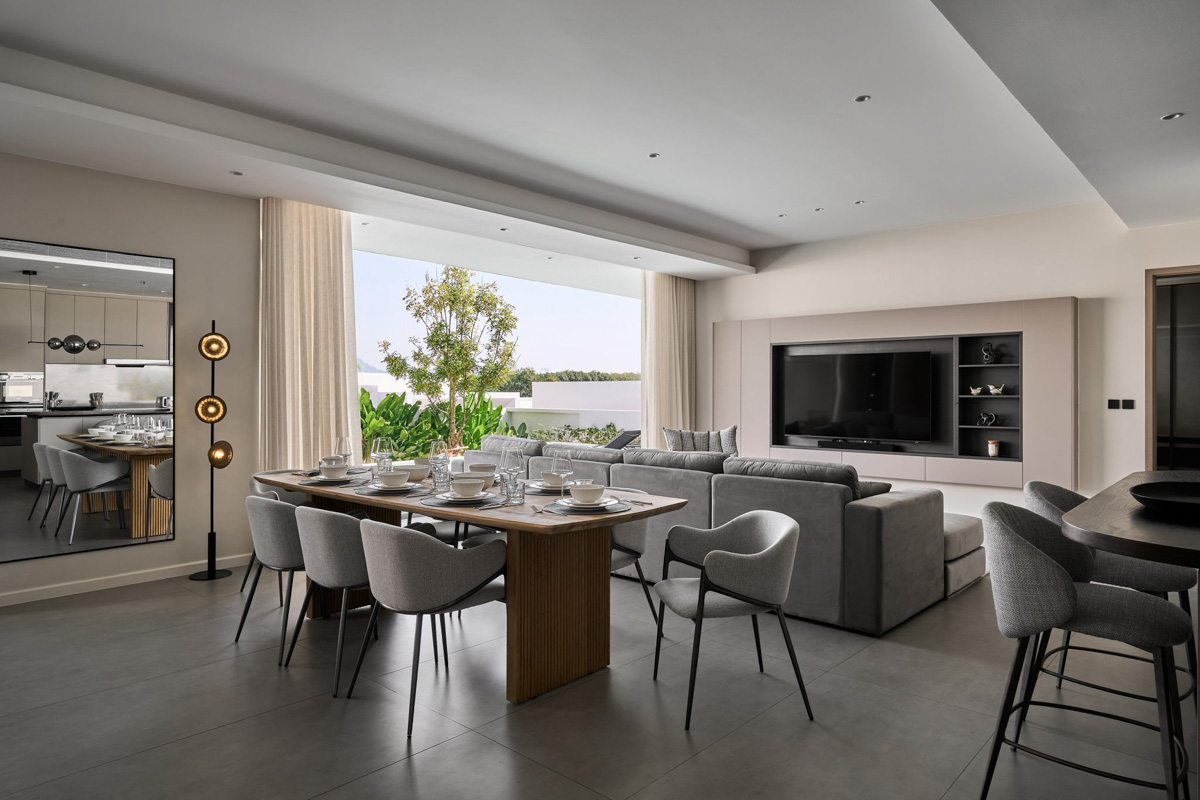 Photo of Interior design, indoor and outdoor custom furniture in Clover Residence 11