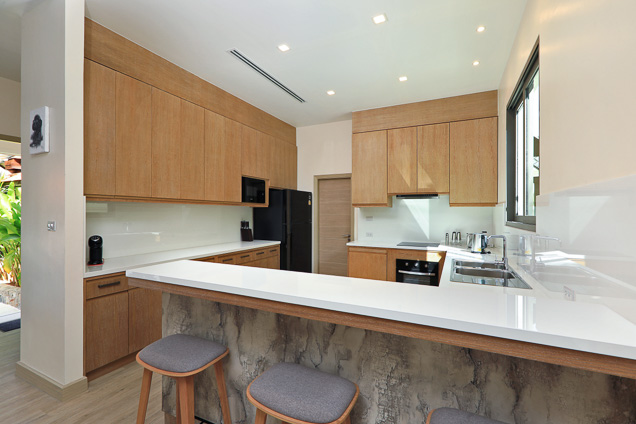 รูปของ การออกแบบตกแต่งภายในของวิลล่าที่ Sai Taan Villas 13